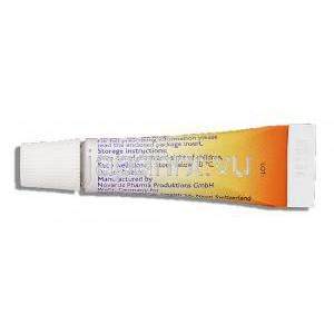 ベクタビル, ペンシクロビル 1% x 2gm クリーム (Novartis) チューブ裏面
