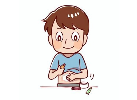 塗り薬でハッピーな男の子
